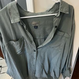 Everyday throw over army green button up